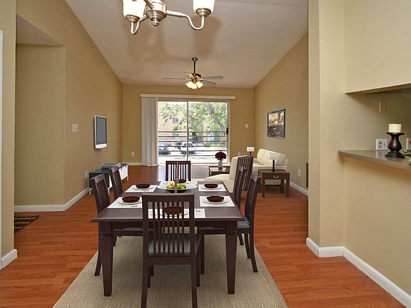 2nd image of 5219 Via Hacienda Cir #B210