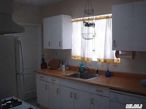 5th image of 535 E Beech St