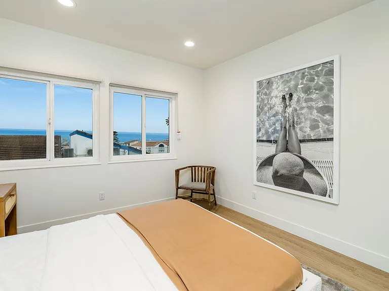 Sea Skiff Apartments Best Ocean View in Hermosa Beach — Photo 22