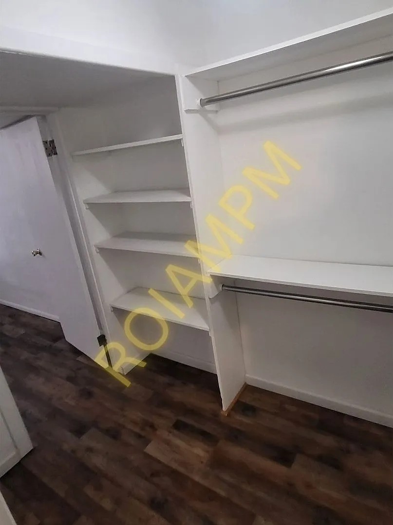 247 Idaho Street East — Photo 4