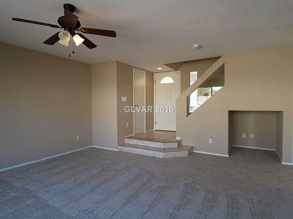 5th image of 10151 Grape Ivy Ct