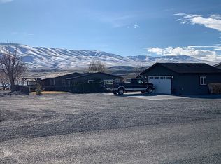 832 Orchard Dr SW, Mattawa, WA 99349