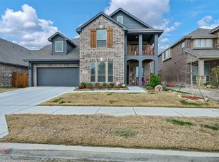 10205 Fox Manor Trl, Fort Worth, TX 76131