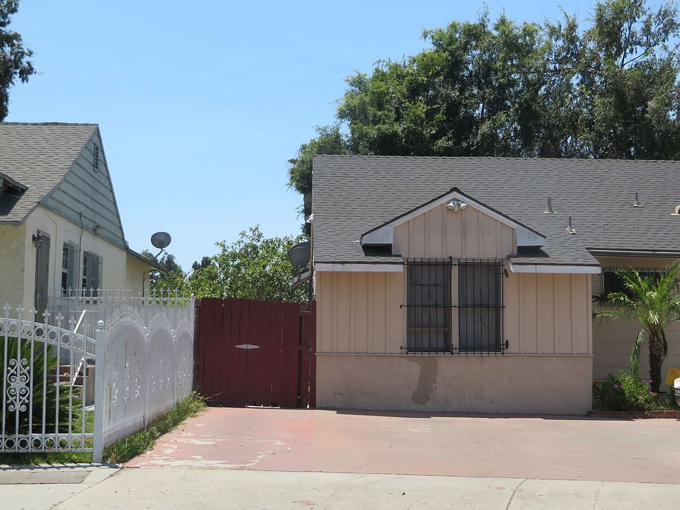 2nd image of 1450 E 101st St