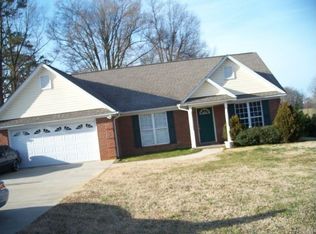 2801 Gourdvine Dr, Marshville, NC 28103