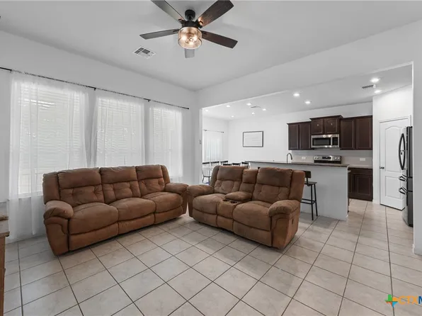 372 Poplin Ln, Troy, TX 76579