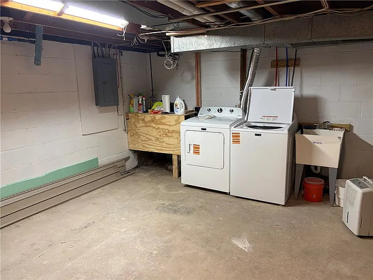 18 Briggs Ave #18 — Photo 10