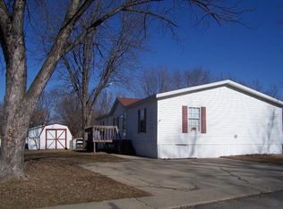 50 Grand Valley Dr, Springfield, IL 62702