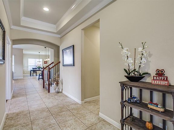 4th image of 6506 Terscott Ct