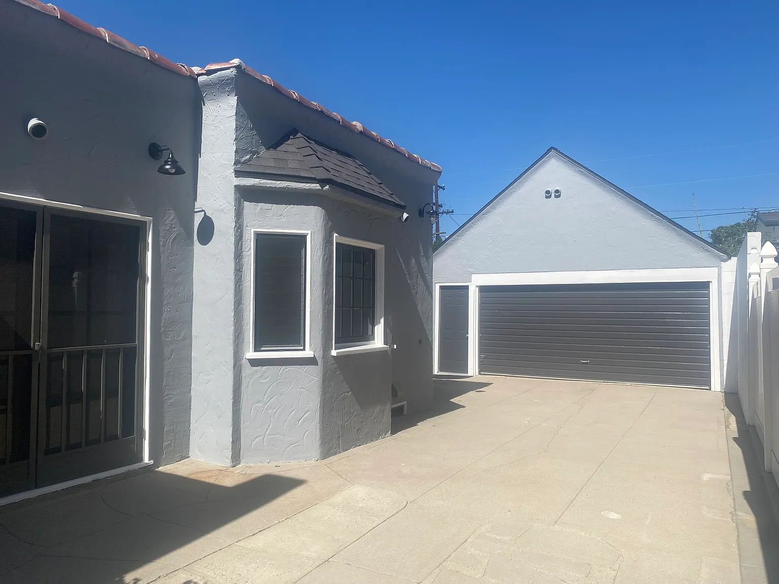 3 bed, 1400 sqft, $5,200 — Photo 4