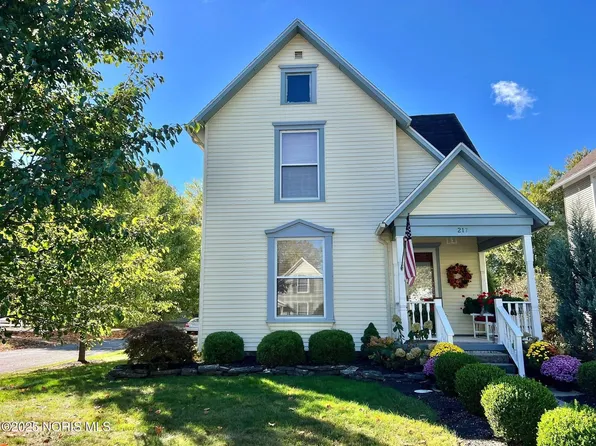 217 Hancock St, Findlay, OH 45840