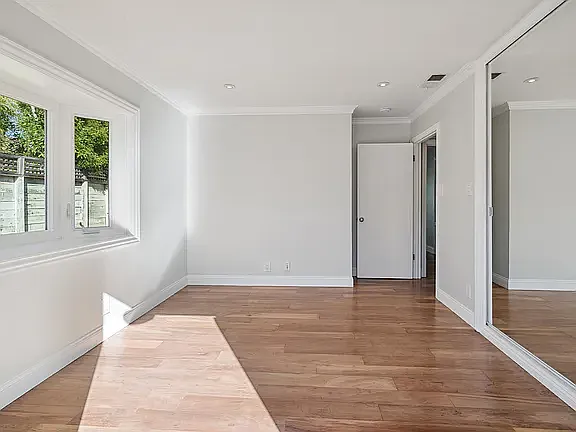 2 Somerset Ln — Photo 28