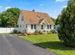 34 Diamond Hill Rd, Ashaway, RI 02804