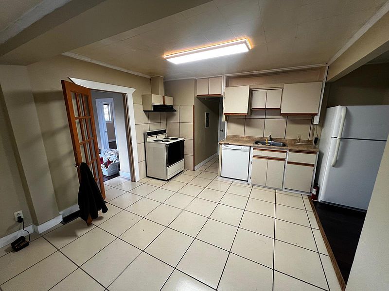 Richmond House for rent - 3 Bedrooms — photo 2