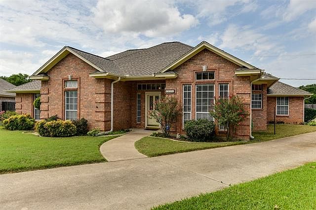 1st image of 4601 Lupin Pl