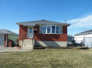 3268 Elliott Blvd, Oceanside, NY 11572