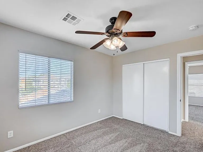 1013 Brinkman St — Photo 23