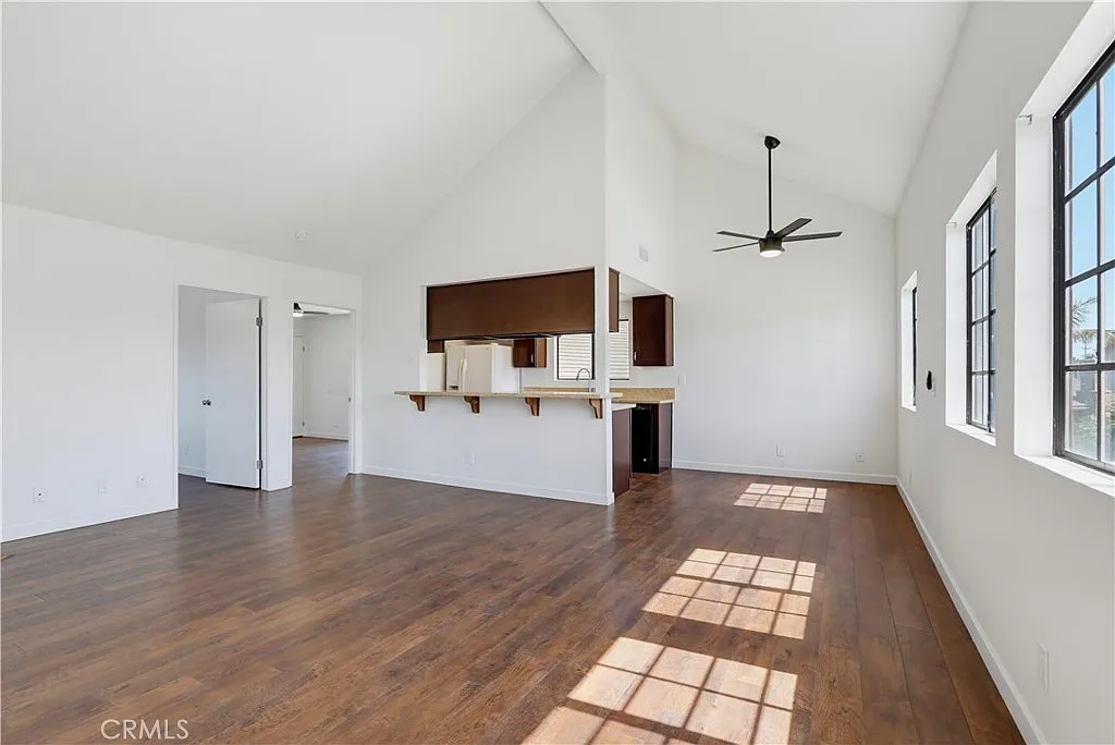 4881 Vista Dr — Photo 4
