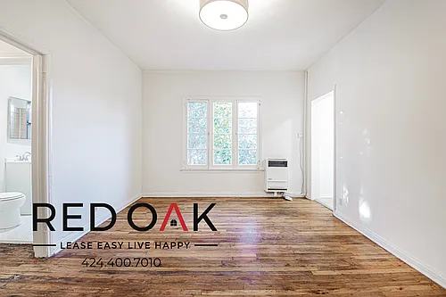 836 Sanborn Ave Photo 1