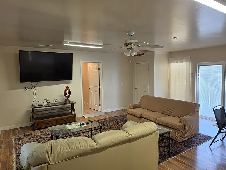 Large bonus Room