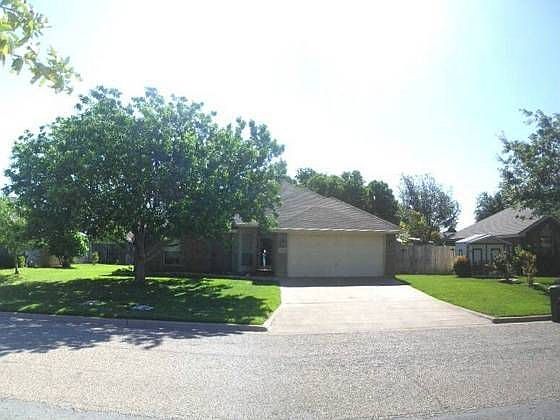 1st image of 4525 Pamela Dr