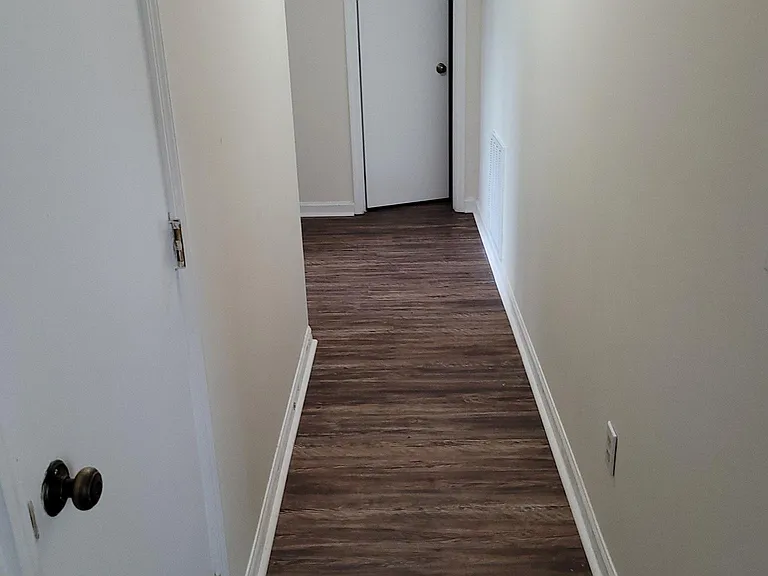 2123 Hamilton Place St #2123 — Photo 2