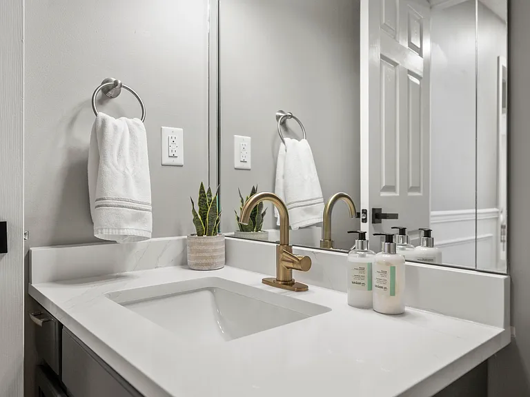 4016 Kenesaw Dr — Photo 25