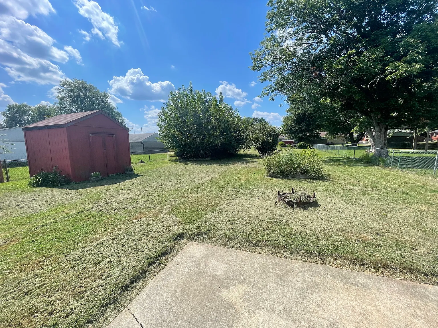 3 bed, 1025 sqft, $1,450 — Photo 4