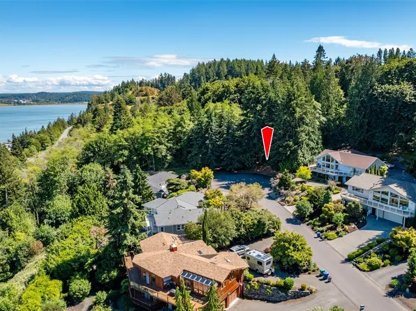 4224 Mitchell Drive, Anacortes, WA 98221