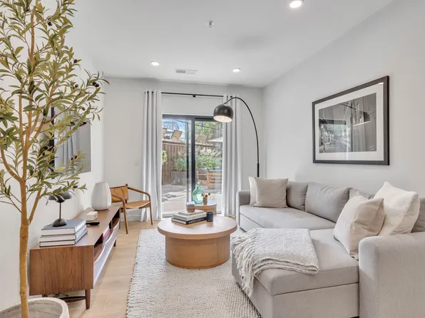 635 7th Ave S #214, Nashville, TN 37203