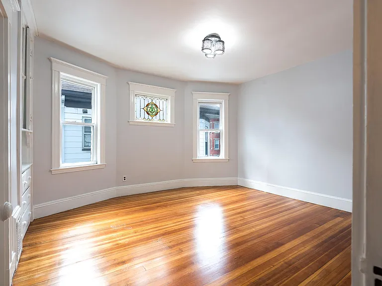 53 Saxton St #2 — Photo 11