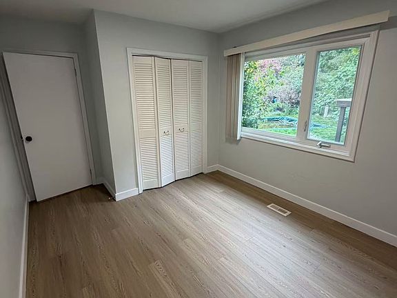 5th image of 85 Three Valleys Dr