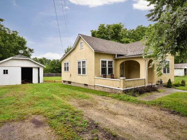 422 E Sloan St, Mount Vernon, MO 65712
