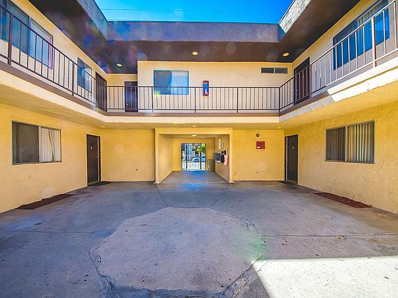 2nd image of 13841 Vanowen St APT 207