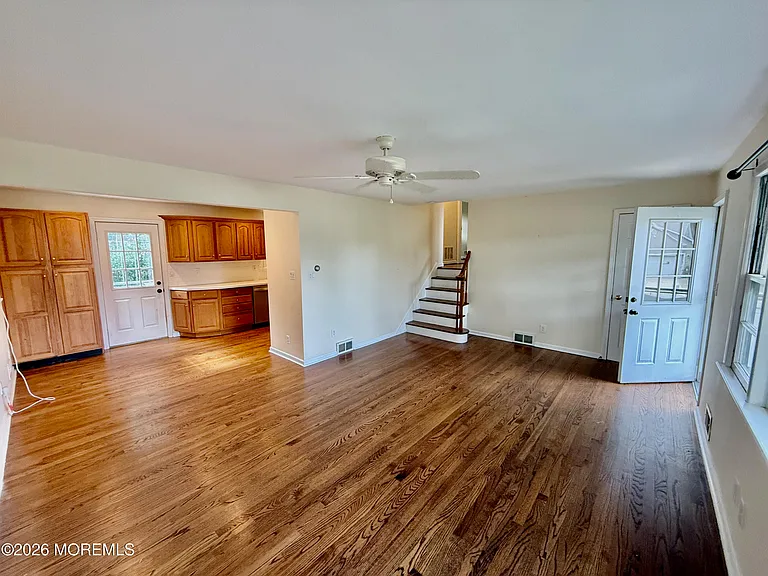 34 Highland Ave — Photo 2