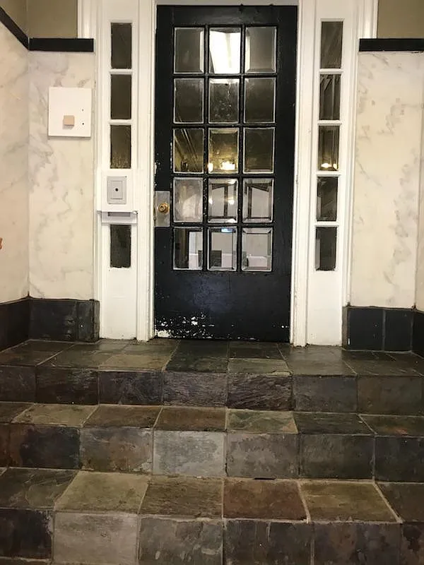 33 S Iowa Ave — Photo 2