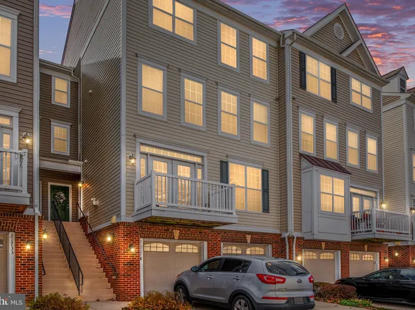 21729 Indian Summer Ter, Sterling, VA 20166