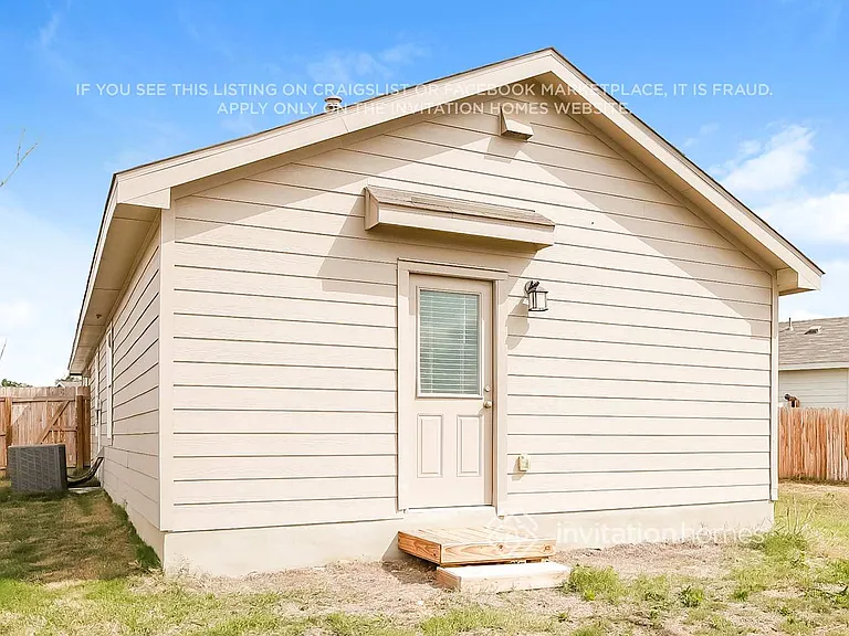 14642 Source Cir — Photo 16