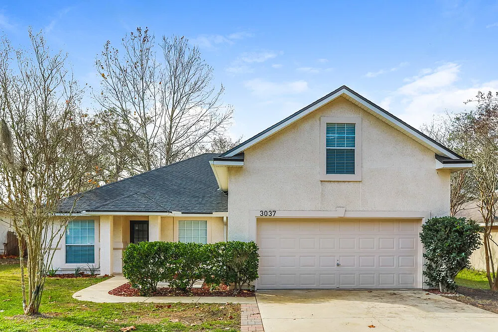 4 bed, 2.0 bath, 1971 sqft, $2,970 — Photo 1