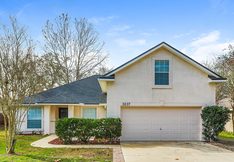 3037 Hickory Glen Dr