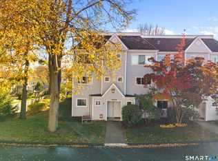 267 Melba St APT B6, Milford, CT 06460