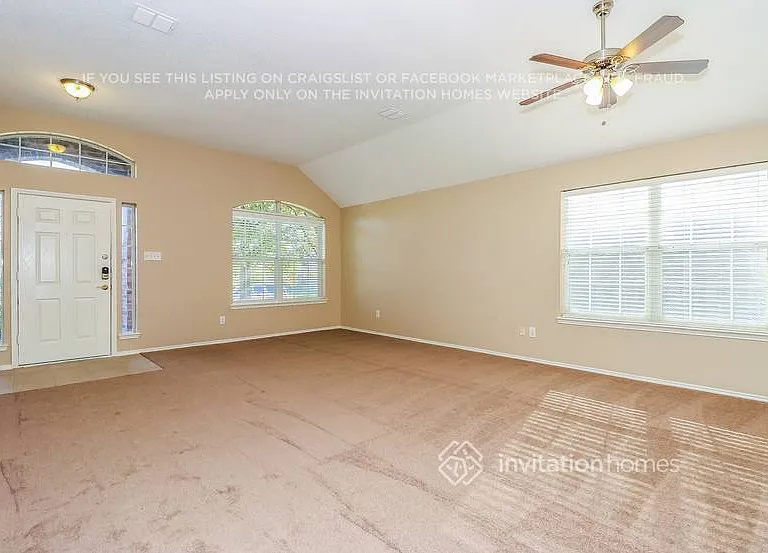1907 Winter Park Dr — Photo 4