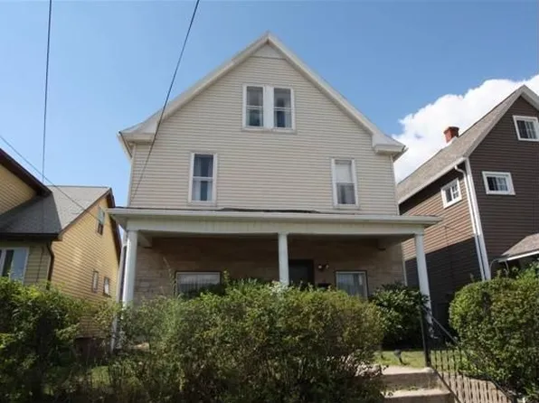 232 W 3rd St, Derry, PA 15627