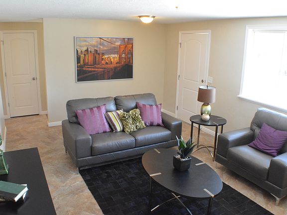 4th image of 10294 S Amaryllis St