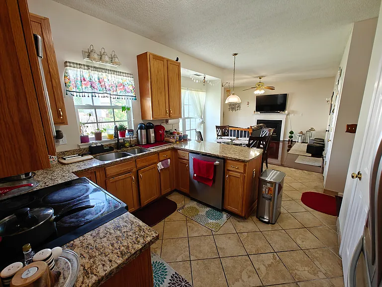 3714 Betterton Ln — Photo 19