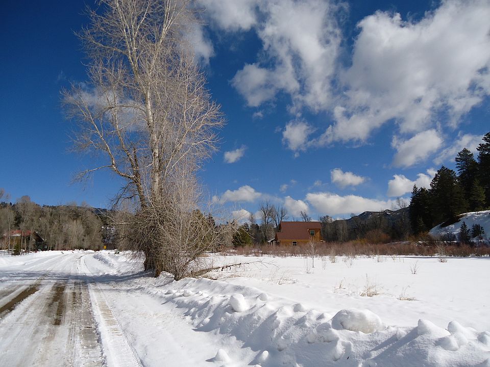 2nd image of 394 Red Ryder Cir