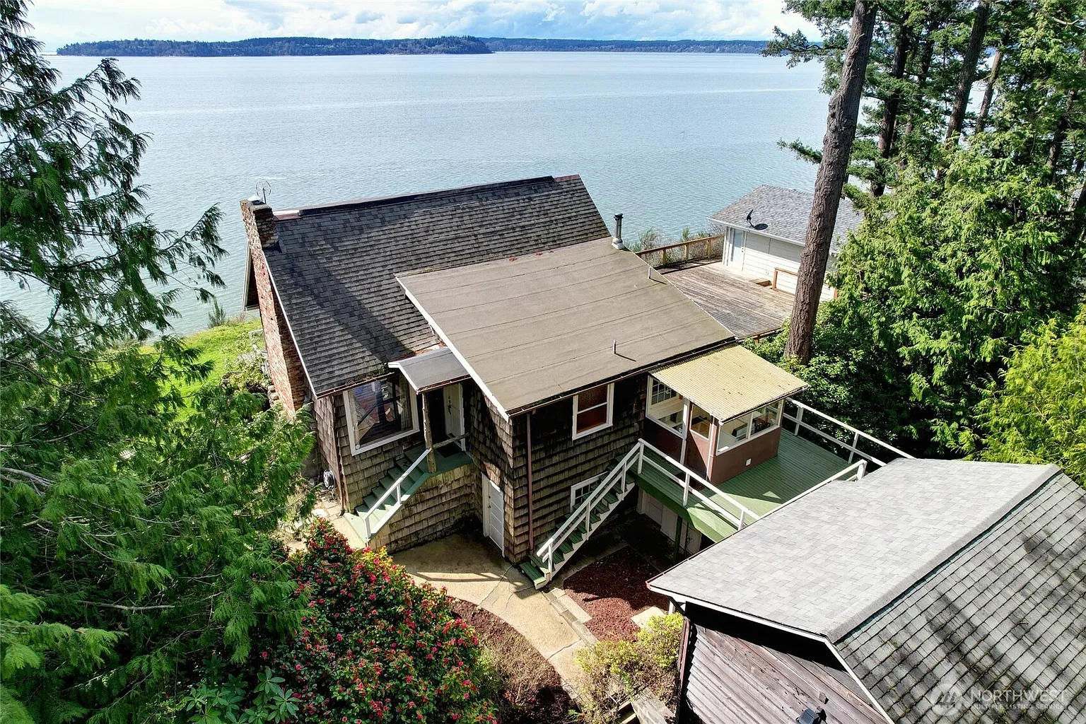 3626 MISSION BEACH RD photo 1