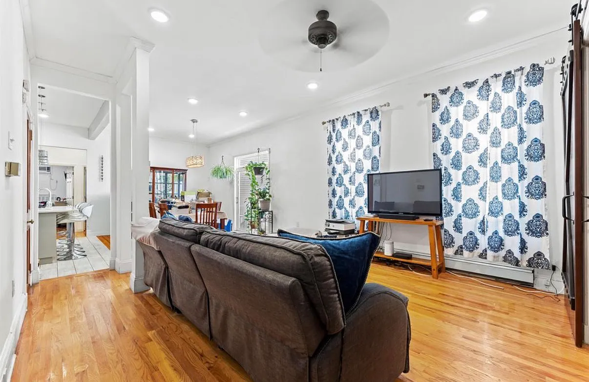 3 bed, 1500 sqft, $3,650 — Photo 4