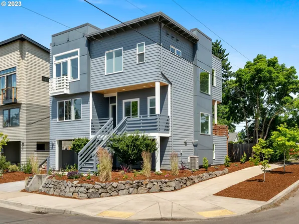 6877 SE Tolman St, Portland, OR 97206