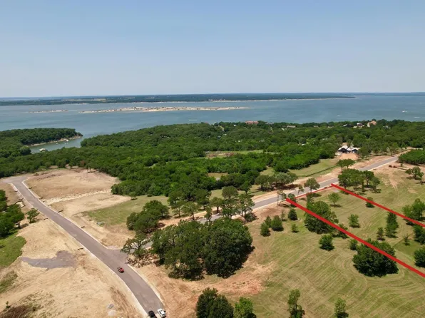 63 S Crescent Dr, Pottsboro, TX 75076